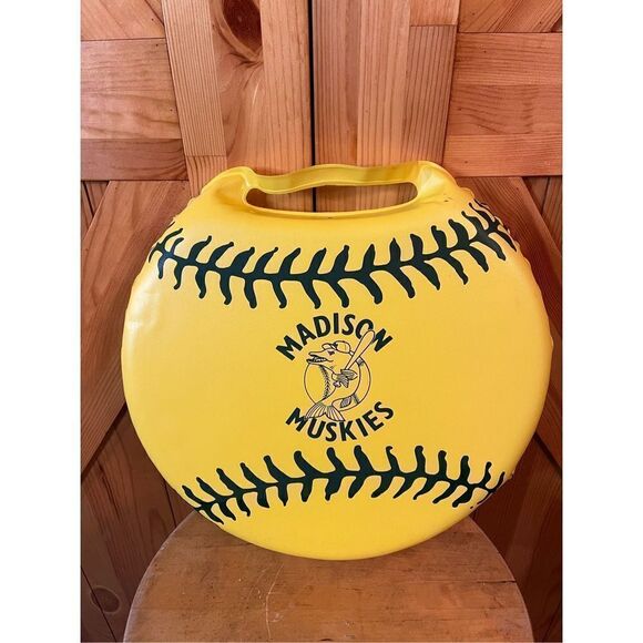 Perkins-Madison Muskies MLB Baseball Round Seat Cushion - Picture 1 of 8